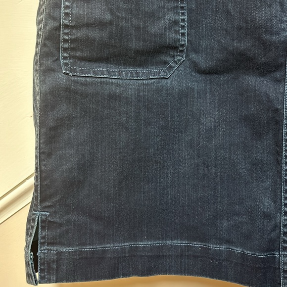 Kuhl like new dark wash denim mini skirt - Picture 5 of 15